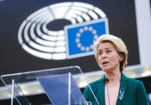 Ursula von der Leyen une féminité toxique à la tête de lUE - MultiPol 360 Ursula von der Leyen : une féminité toxique à la tête de l’UE ?