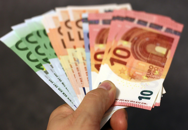 Français, sortez encore votre porte-monnaie !