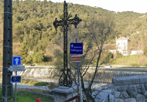Le scandaleux révisionnisme de certains maires en France