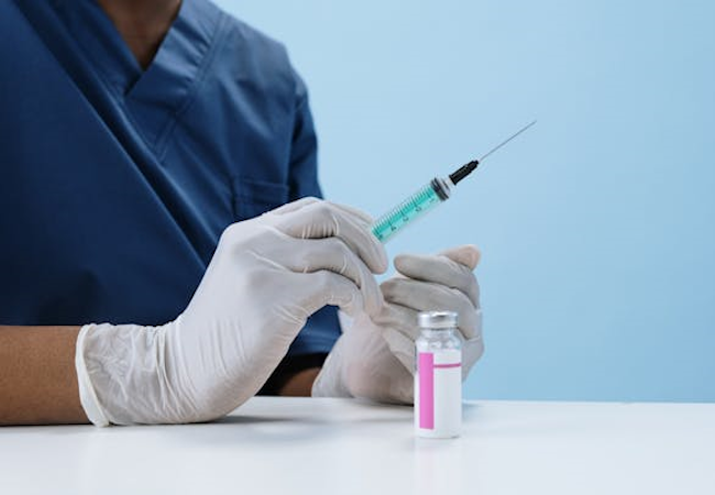 Vaccination obligatoire contre la grippe : une nouvelle offensive de big pharma