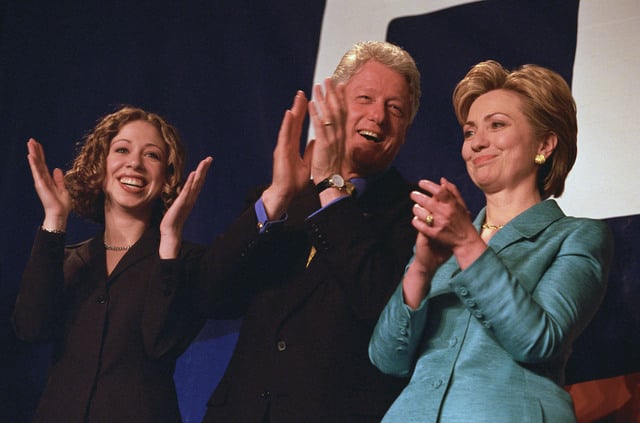 Bill et Hillary Clinton assignés à comparaître au Congrès dans l’affaire Epstein