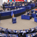 L’hystérie guerrière d'Ursula von der Leyen devant les eurodéputés à Strasbourg