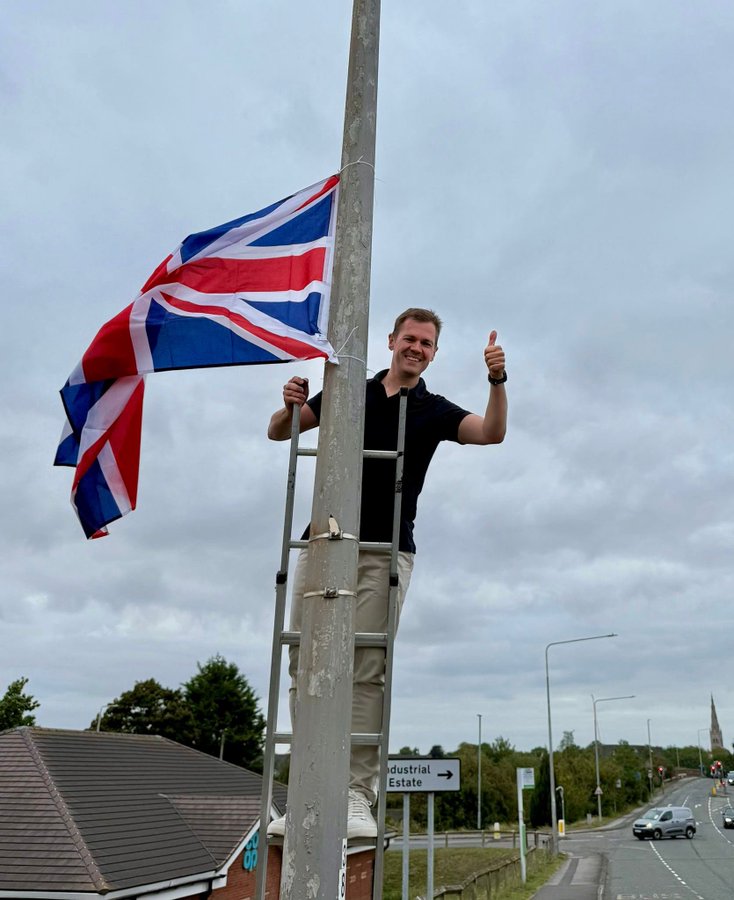 Robert Jenrick - MultiPol 360 Robert Jenrick Raise The Colours!