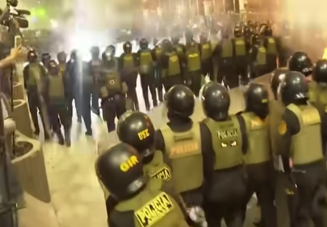 Le Pérou en feu : manifestations massives contre une corruption endémique