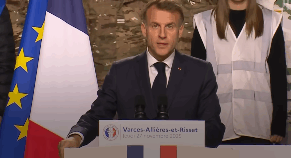 Emmanuel Macron annonce un service militaire volontaire - MultiPol 360 Le retour fantasmé du service militaire : une manœuvre idéologique au service d’une Europe en marche vers le chaos