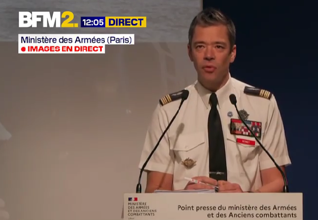 Macron détourne larmée généraux promus pour imposer la guerre - MultiPol 360 Macron détourne l’armée : généraux promus pour imposer la guerre !