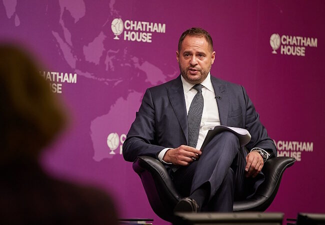 Ukraine : le bras droit de Zelensky accusé d’avoir détourné 100 millions de dollars