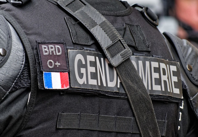 Les sept gendarmes de lhonneur refus courageux face à labsurde abattage sanitaire - MultiPol 360 Les sept gendarmes de l’honneur : refus courageux face à l’absurde abattage sanitaire
