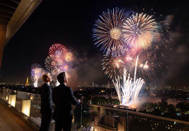 Juan Branco accuse Gabriel Attal de prise illégale d’intérêts : la nomination de Stéphane Séjourné relance-t-elle une affaire de népotisme ?