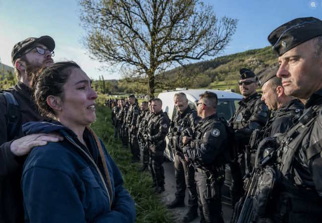 Kyria Gay : l’agricultrice ariégeoise qui ose défier l’État et se voit privée de ses moyens